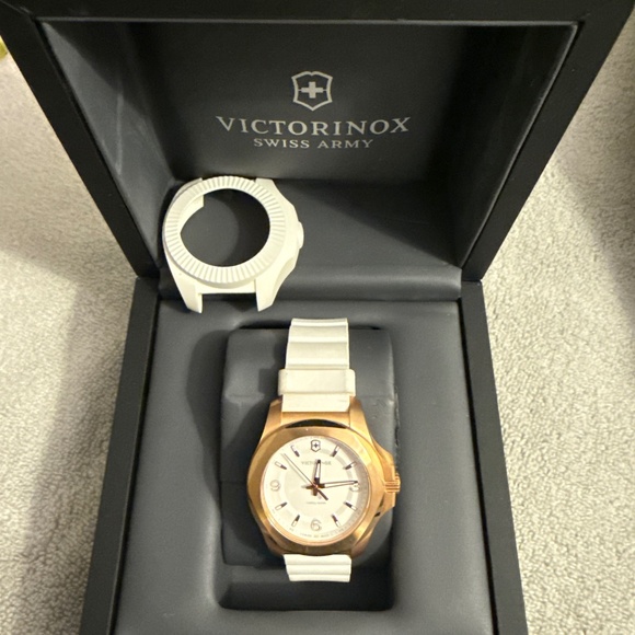 Victorinox Swiss Army Women's Watch 241921 INOX White Dial QuartznRubber Band - Picture 1 of 2